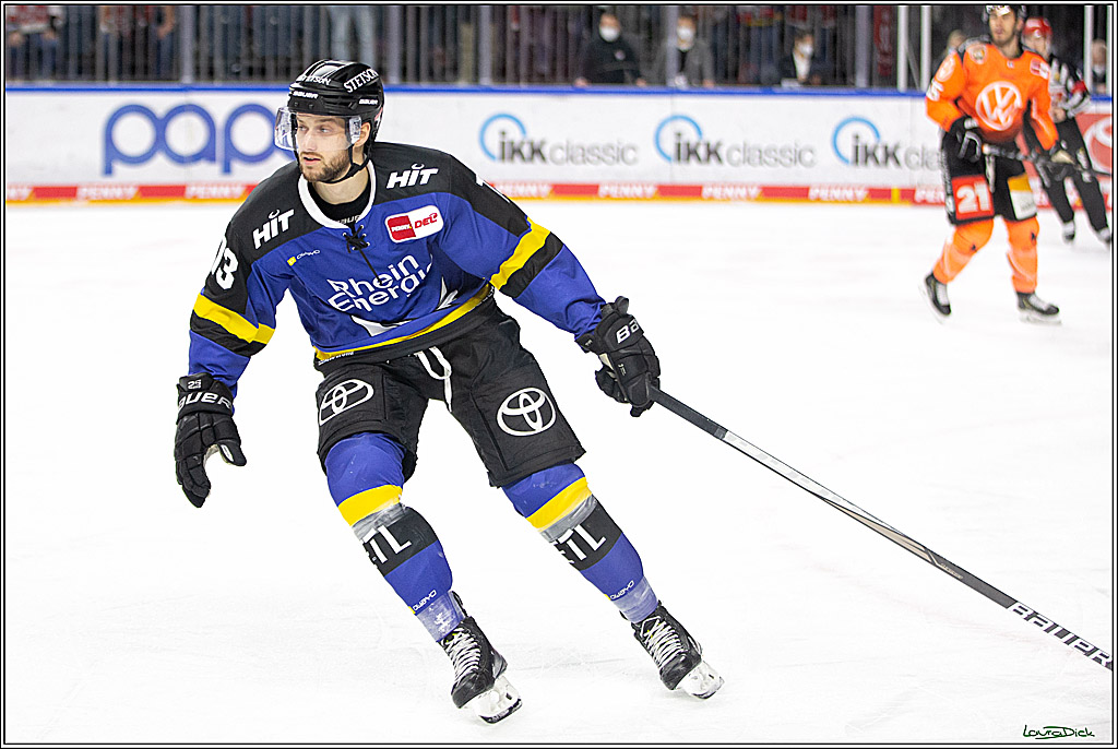 PENNY DEL; Koelner Haie- Fishtown Pinguins Bremerhaven; Koeln, 25.11.2021